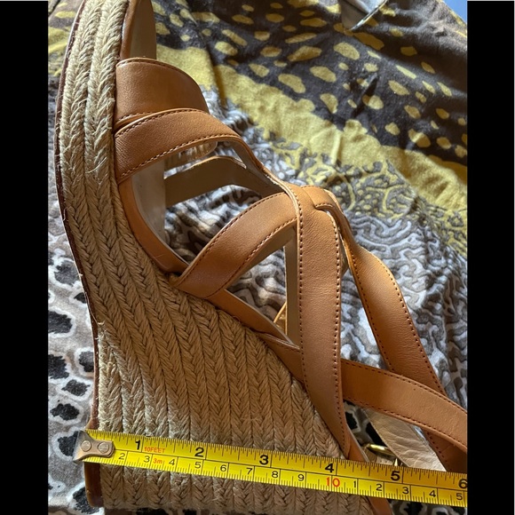 Sandals - Picture 7 of 7